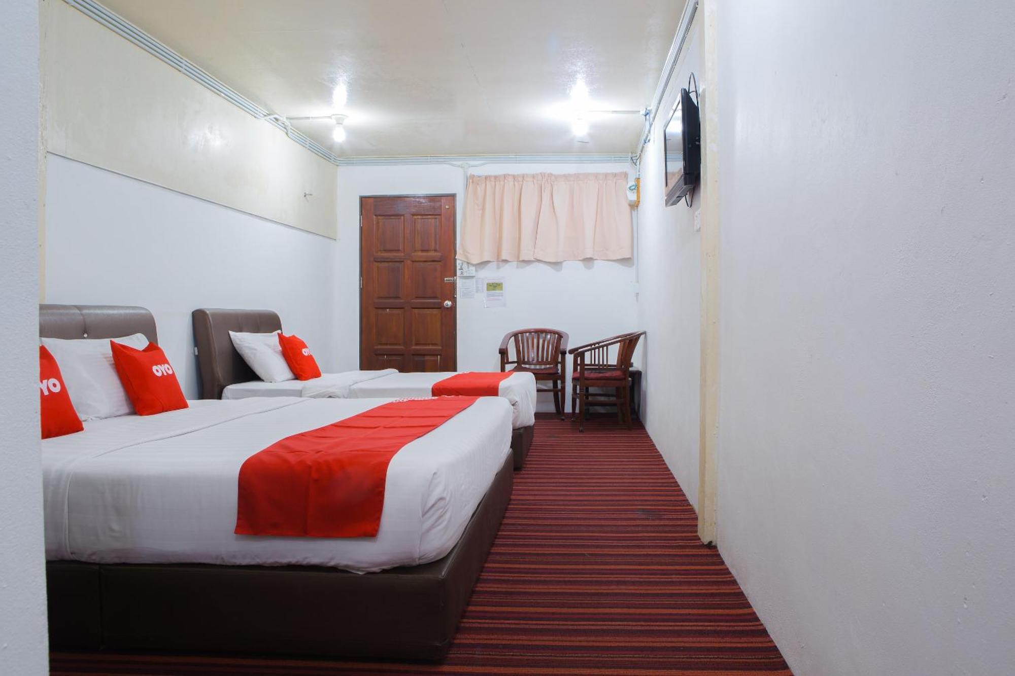 Oyo 90037 The 7 Lodge Tambunan Exterior foto